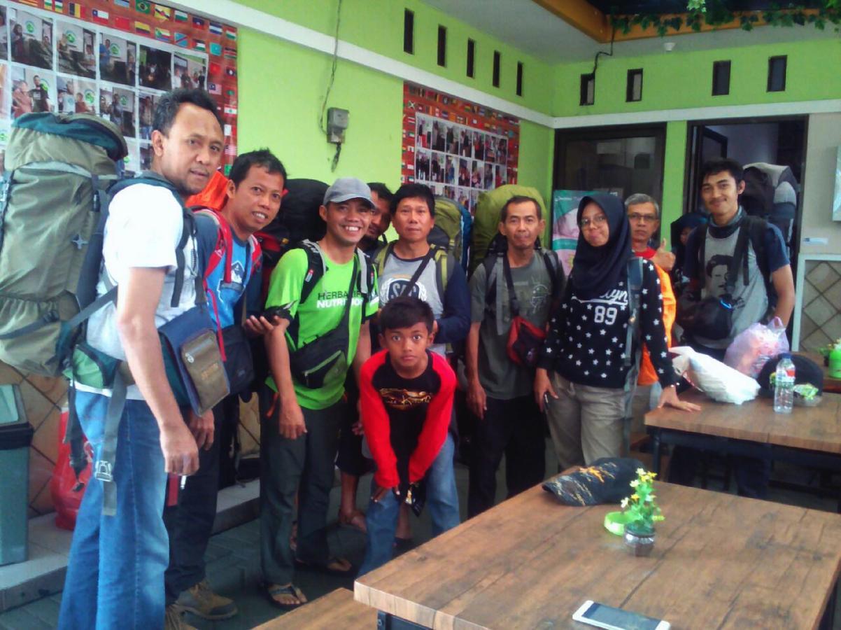 Pondok Backpacker Malang Luaran gambar